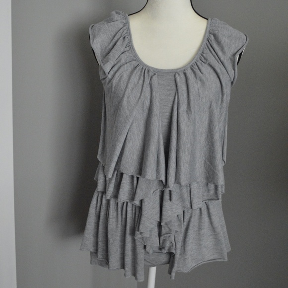 Buffalo Grey Ruffle/Pretty Top - Picture 13 of 16